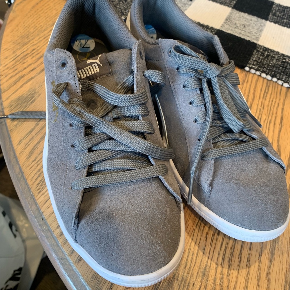 Grey Puma soft foam sneakers, size 7.5, never worn
